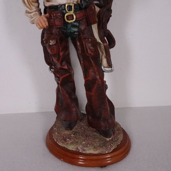 Vintage Vanmark Cowboy Statue Legends of the Law "Defender of the Range" 1/0689 - Picture 4 of 16